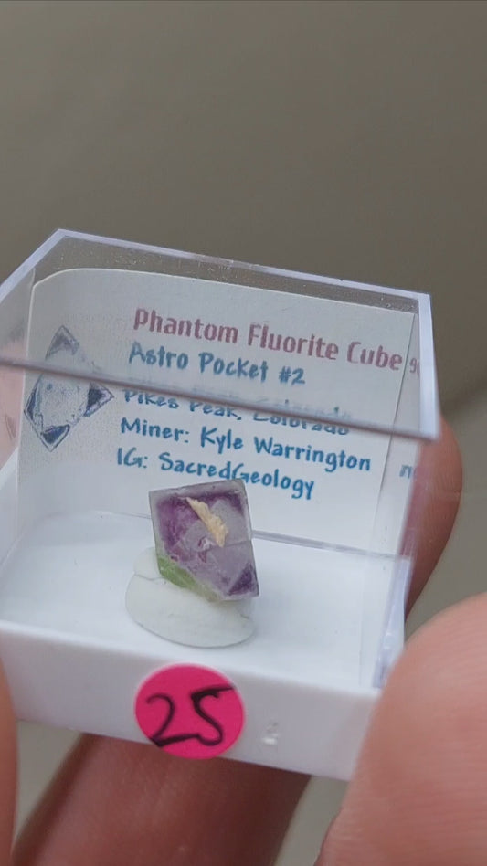 Octahedral Phantom Fluorite Cube from Colorado 💜🔥💚